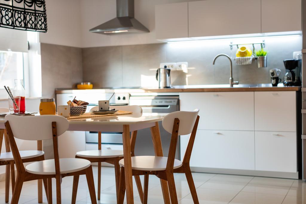 Apartments Zambarlin Komiza Bagian luar foto